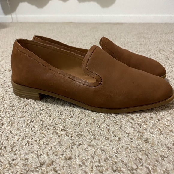 Clarks Pure Hall Tan Leather Loafer - Picture 6 of 13